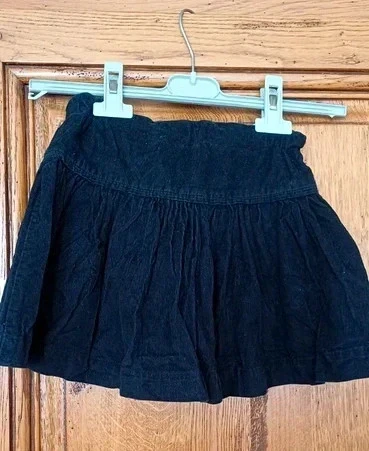 Black velour skirt by Kids nai size 5 years – photo 5
